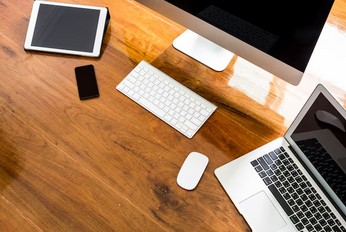 Serverkonfiguration und Arbeitsplatzinstallation